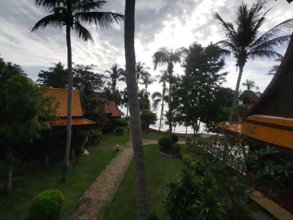 Grand Sea Beach Resort Haad Rin Luaran gambar